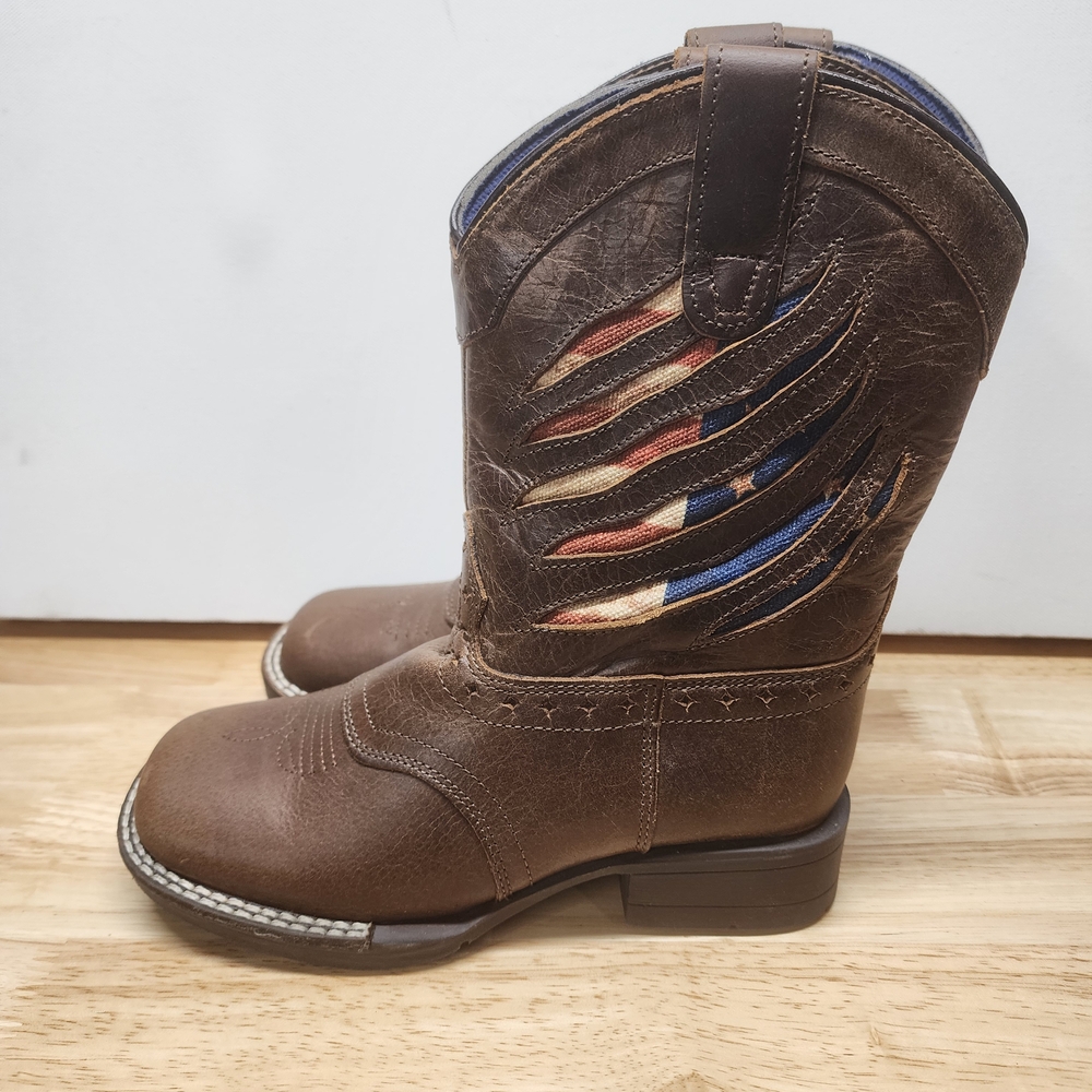 NWT Brown Kids Cody James Cowboy Boots W/American Flag Detail